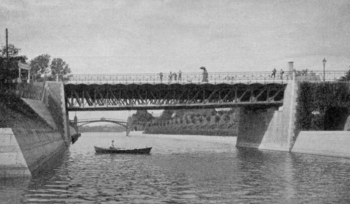 The Enver Pasha Bridge in 1906