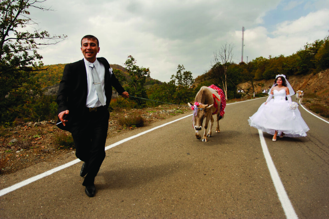 Das geopolitische Schicksal Armeniens:Vergangenheit und Gegenwart (Armenian’s Geopolitical Fate: Past and Present).